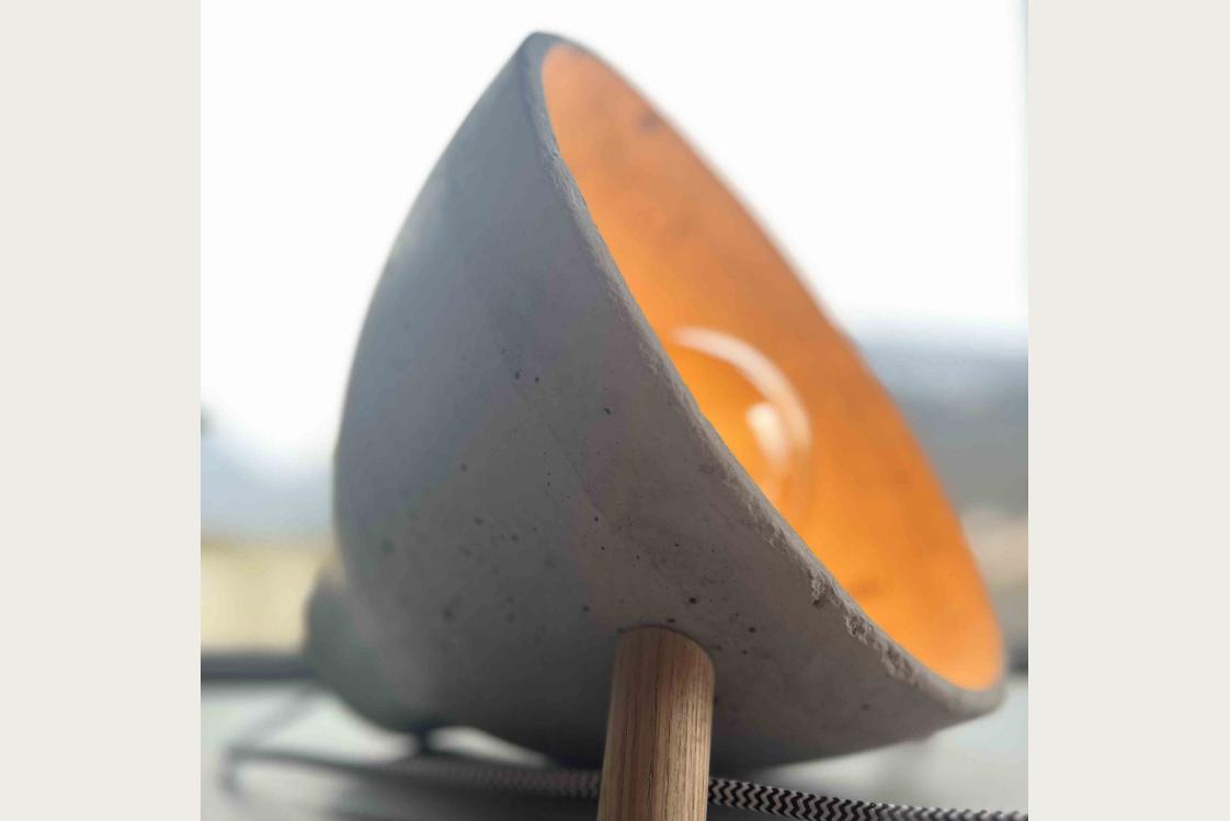 Complementi d’arredo luminosi in stile contemporaneo