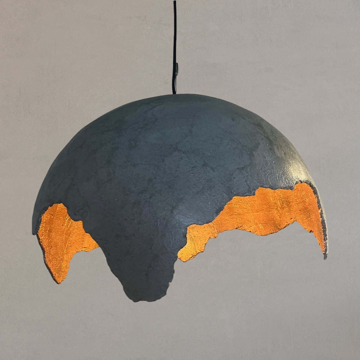 Lampada minimalista in cemento colorato in massa - Lakota